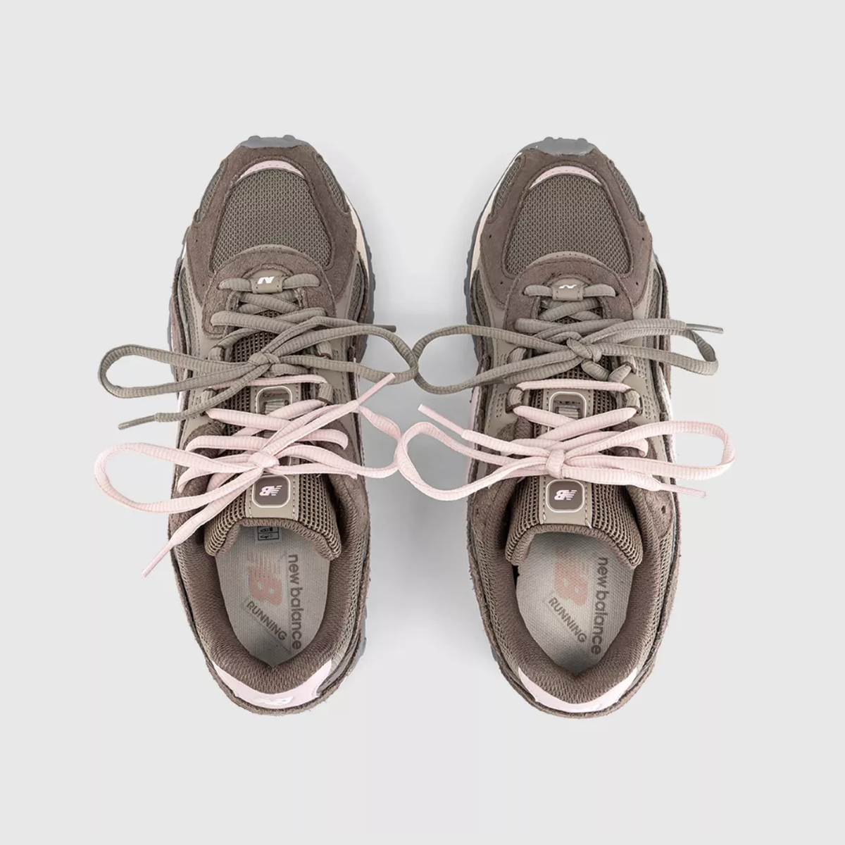 New Balance 204L Trainers "Cortado Stone Pink"