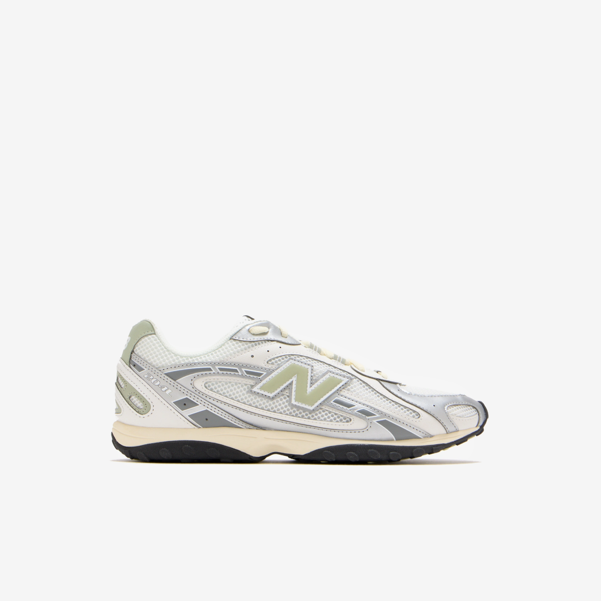New Balance 204L